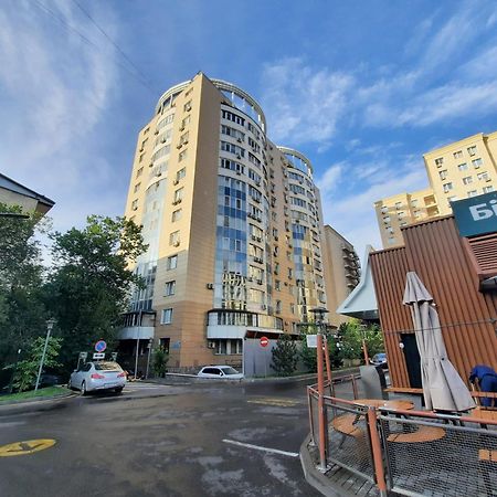 Жк Жастар Атамекен Центр Города, Отличная Локация Almaty Eksteriør billede